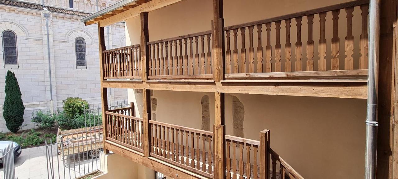 Les Coursives Appartements Macon Bagian luar foto